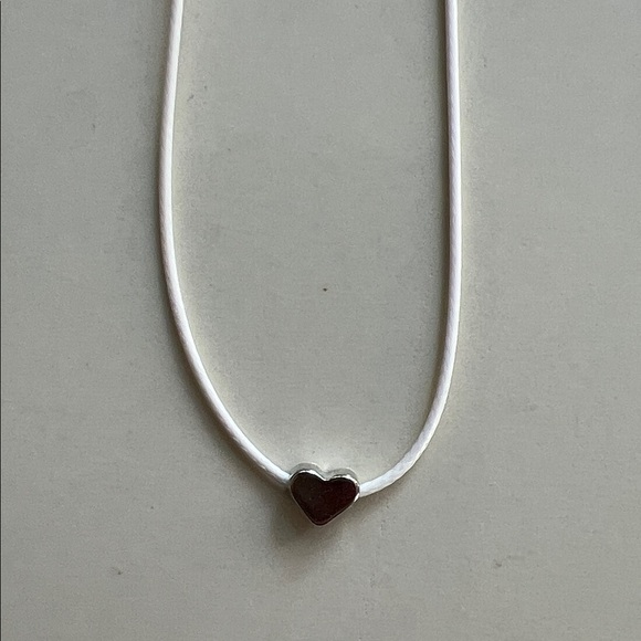 Pair of Silver Heart Pendant Necklaces. Very cute. - Picture 3 of 4